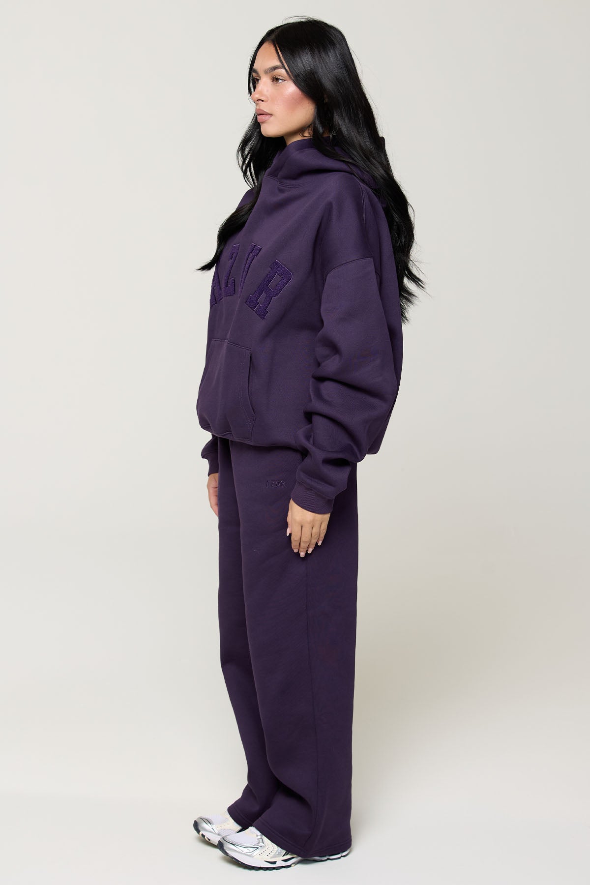 CLOUD STRAIGHT SWEATPANTS - BLACK PLUM