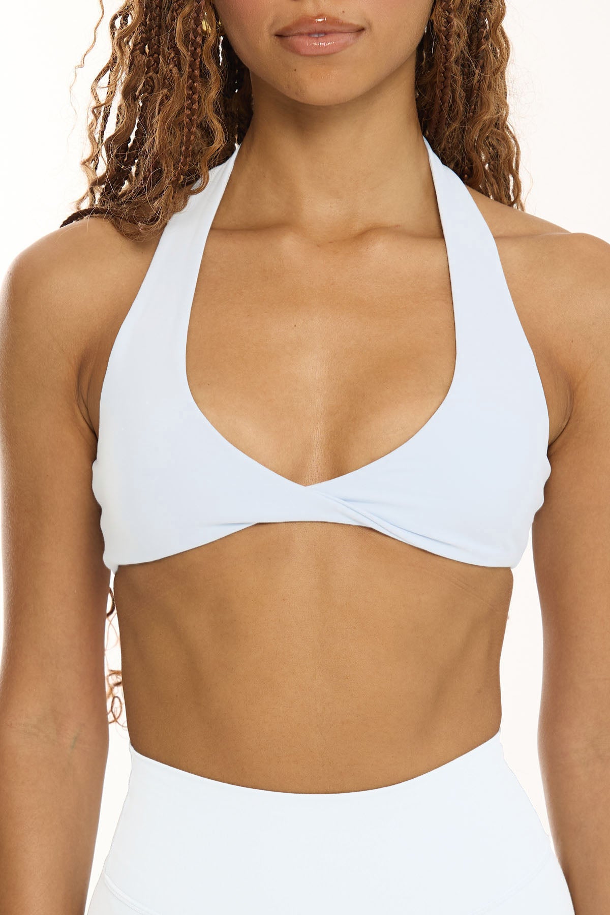 CLASSIC FIT TWIST BRA - WHITE